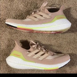 Adidas Ultraboost 21 size 10.5